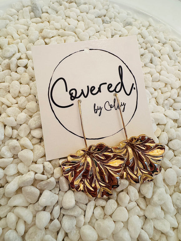 Textured Gold Leaves